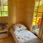 - Skibin Lodge *