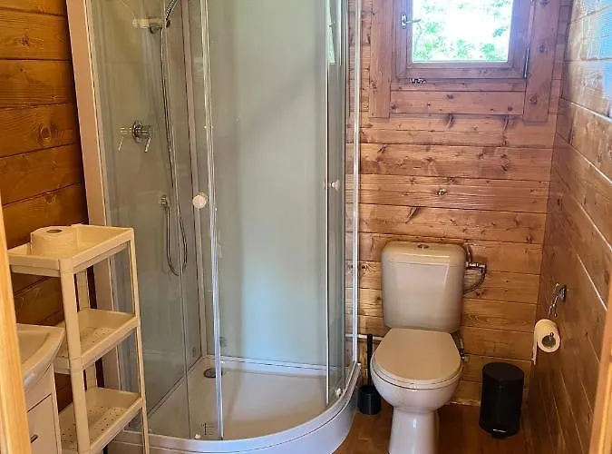 - Skibin Jaktstuga *